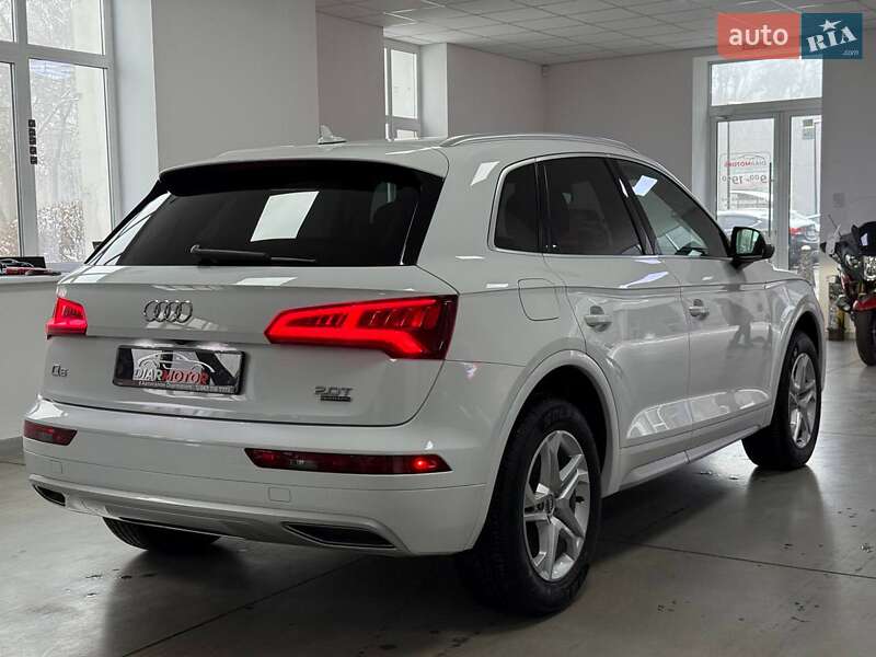 Внедорожник / Кроссовер Audi Q5 2019 в Полтаве