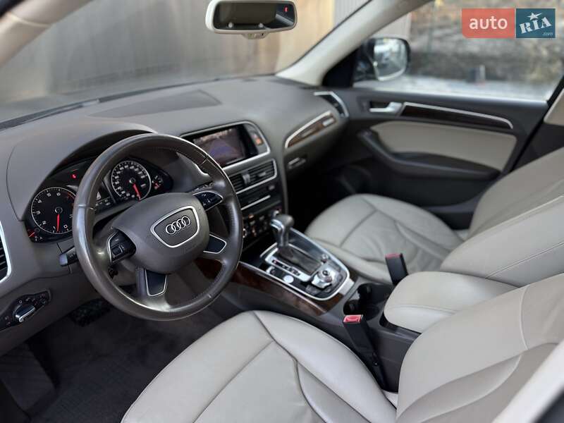 Внедорожник / Кроссовер Audi Q5 2015 в Львове