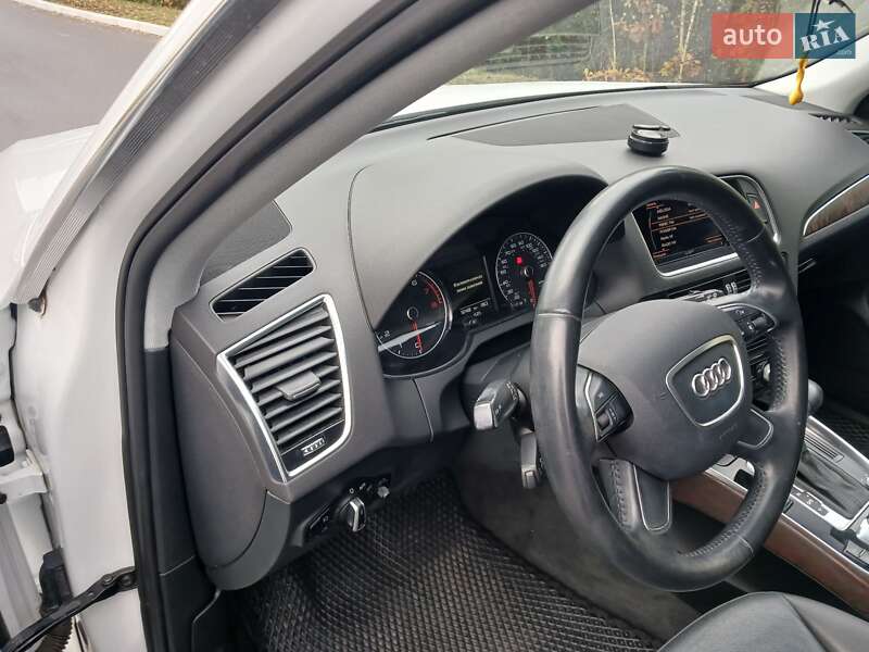 Внедорожник / Кроссовер Audi Q5 2014 в Киеве