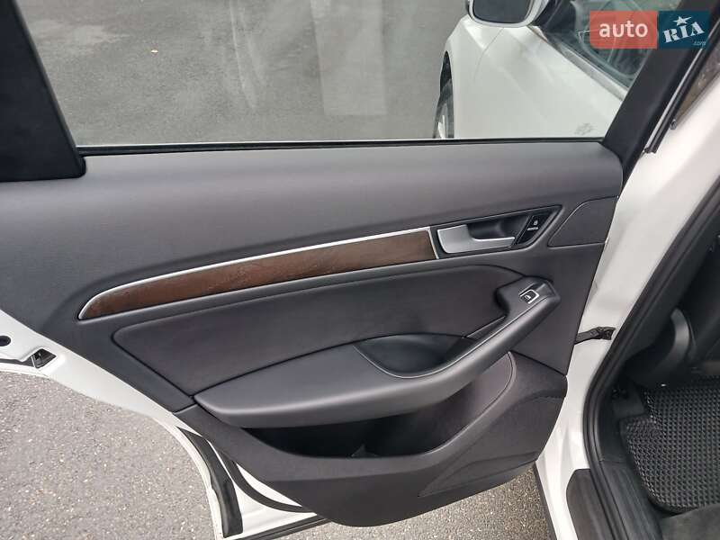 Внедорожник / Кроссовер Audi Q5 2014 в Киеве