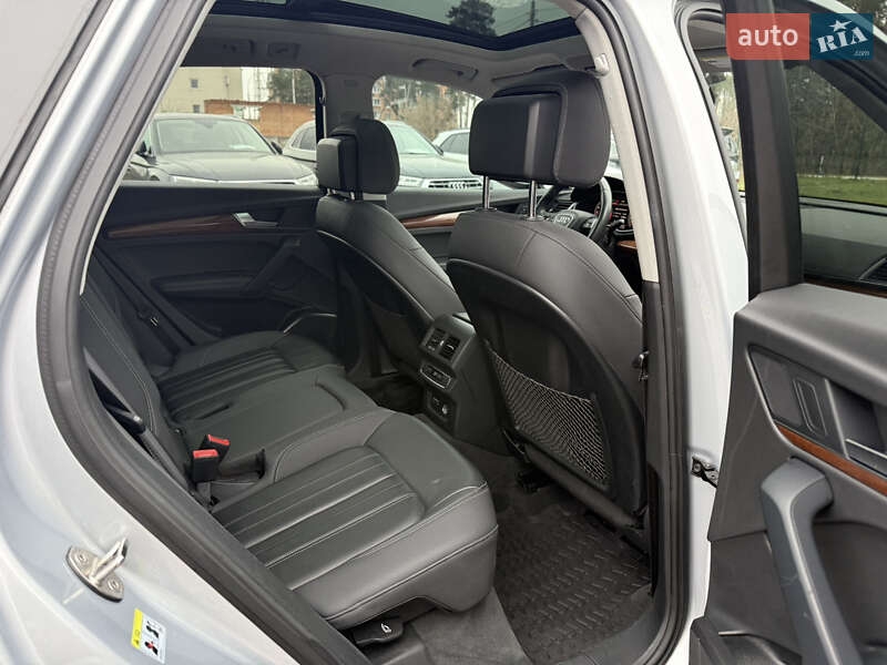Внедорожник / Кроссовер Audi Q5 2021 в Киеве фото 13 Внедорожник / Кроссовер Audi Q5 2021 в Киеве