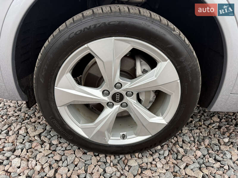 Внедорожник / Кроссовер Audi Q5 2021 в Киеве фото 18 Внедорожник / Кроссовер Audi Q5 2021 в Киеве