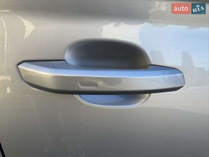 Внедорожник / Кроссовер Audi Q5 2022 в Львове