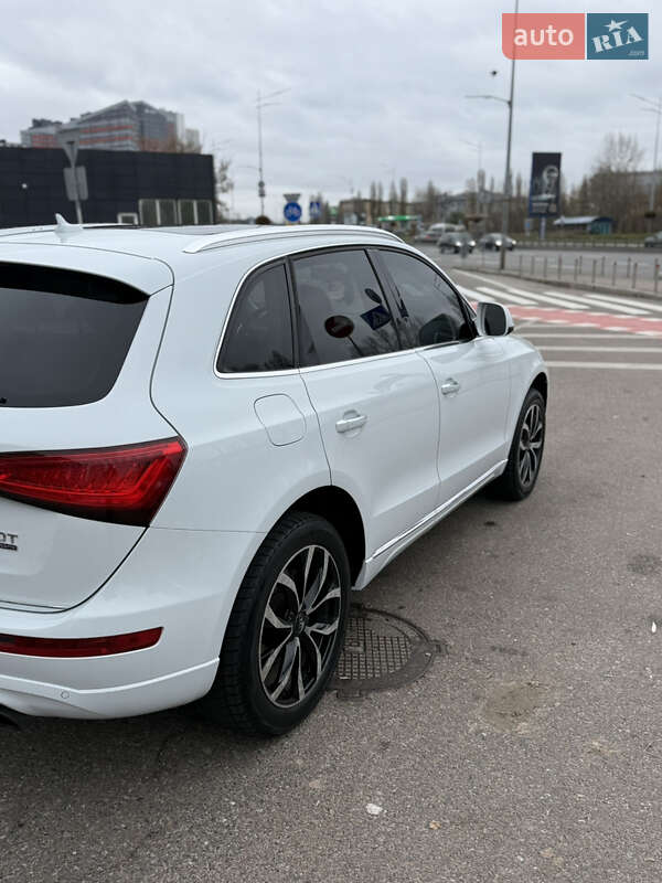 Внедорожник / Кроссовер Audi Q5 2016 в Киеве