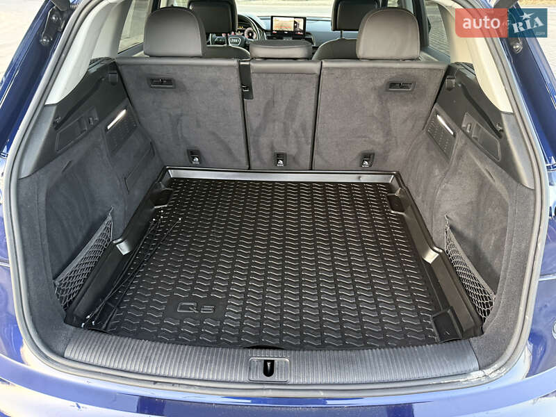 Внедорожник / Кроссовер Audi Q5 2021 в Львове