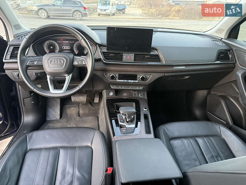 Внедорожник / Кроссовер Audi Q5 2021 в Львове