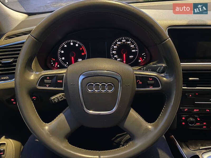 Внедорожник / Кроссовер Audi Q5 2012 в Черкассах