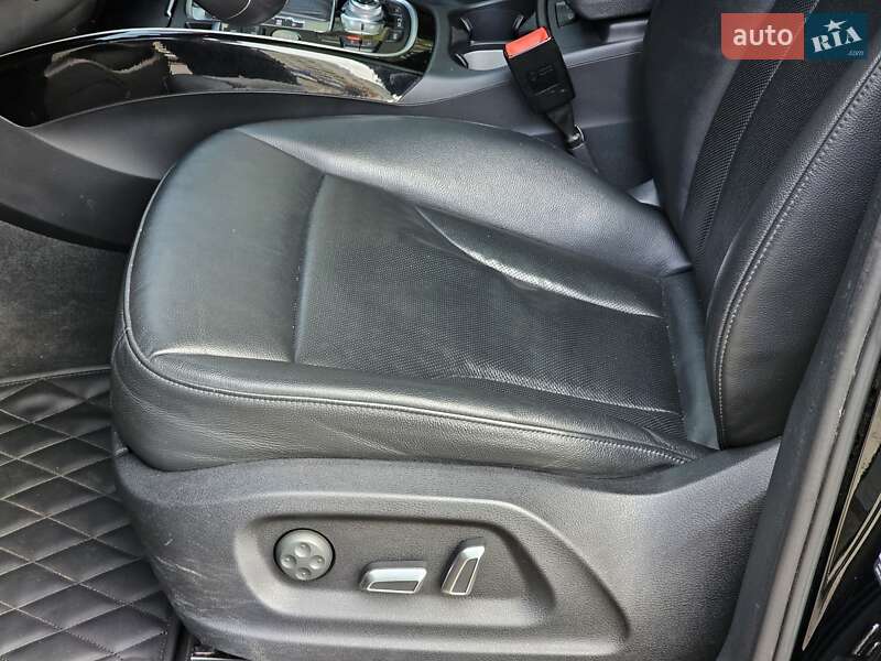 Внедорожник / Кроссовер Audi Q5 2015 в Киеве