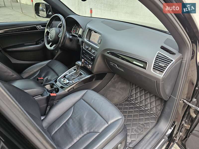 Внедорожник / Кроссовер Audi Q5 2015 в Киеве