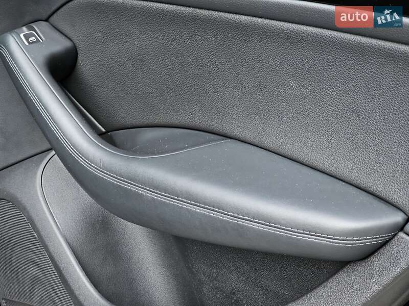 Внедорожник / Кроссовер Audi Q5 2015 в Киеве