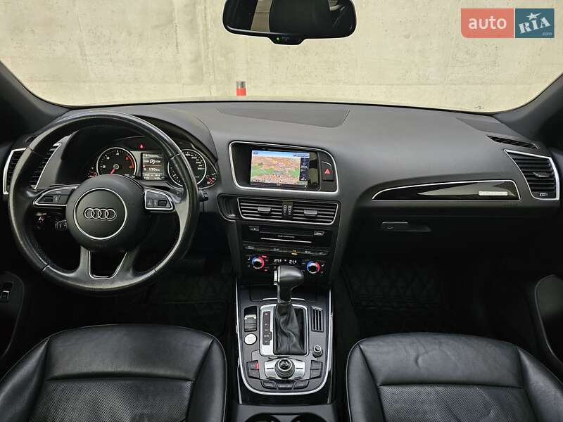 Внедорожник / Кроссовер Audi Q5 2015 в Киеве