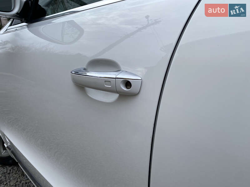 Внедорожник / Кроссовер Audi Q5 2015 в Дрогобыче