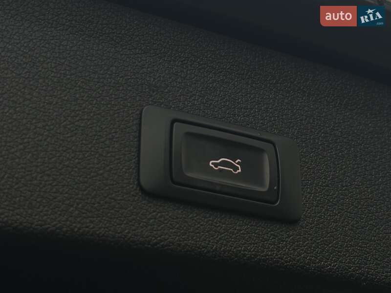 Внедорожник / Кроссовер Audi Q5 2016 в Львове