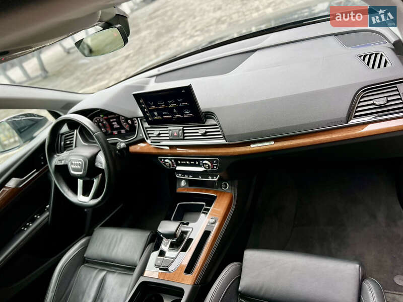 Внедорожник / Кроссовер Audi Q5 2020 в Львове