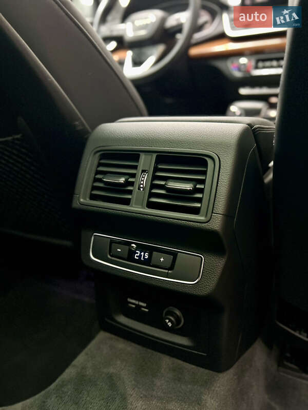 Внедорожник / Кроссовер Audi Q5 2020 в Львове