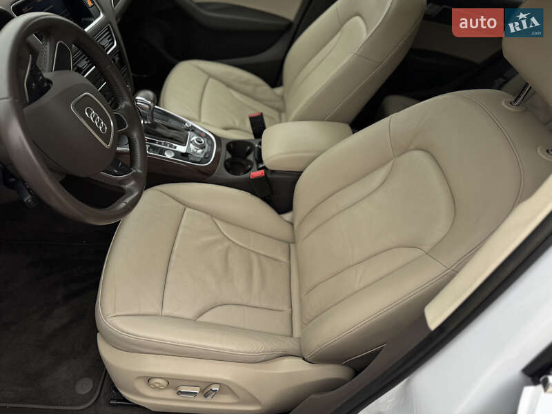 Внедорожник / Кроссовер Audi Q5 2016 в Умани