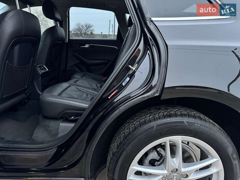 Внедорожник / Кроссовер Audi Q5 2015 в Умани