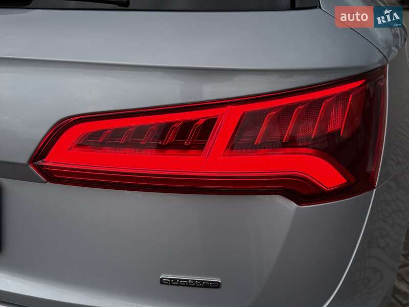 Внедорожник / Кроссовер Audi Q5 2018 в Дрогобыче