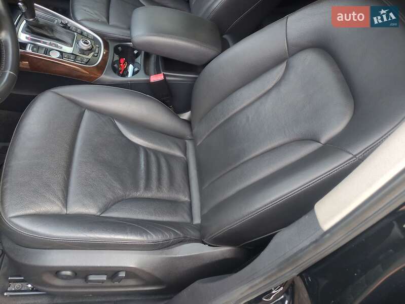 Внедорожник / Кроссовер Audi Q5 2012 в Дубно