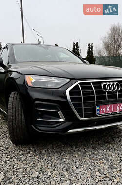 Внедорожник / Кроссовер Audi Q5 2020 в Киеве