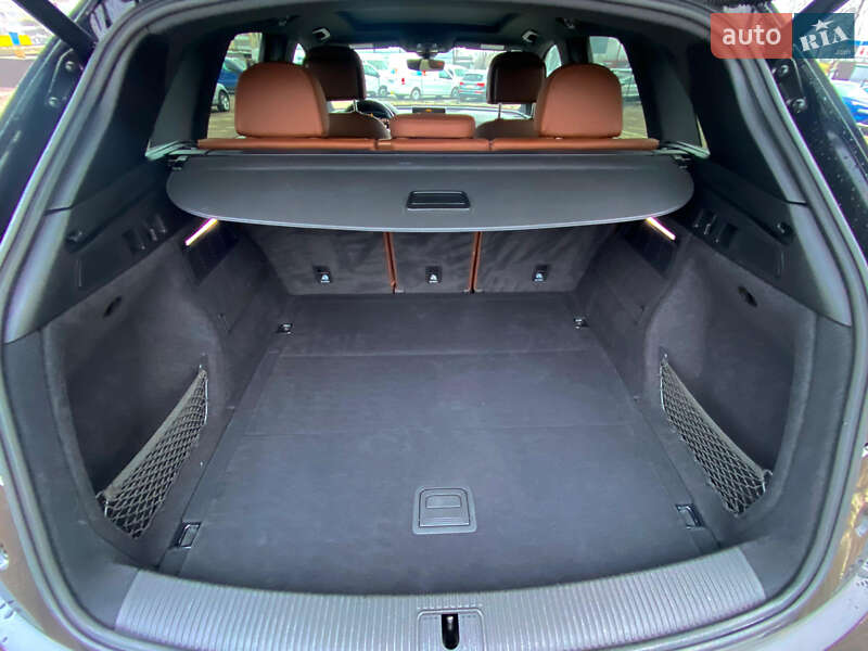 Позашляховик / Кросовер Audi Q5 2018 в Рівному