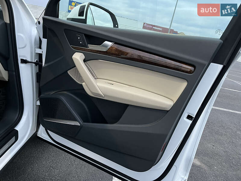 Внедорожник / Кроссовер Audi Q5 2018 в Львове