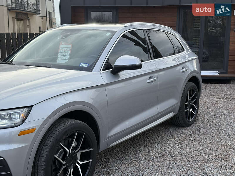 Внедорожник / Кроссовер Audi Q5 2018 в Стрые