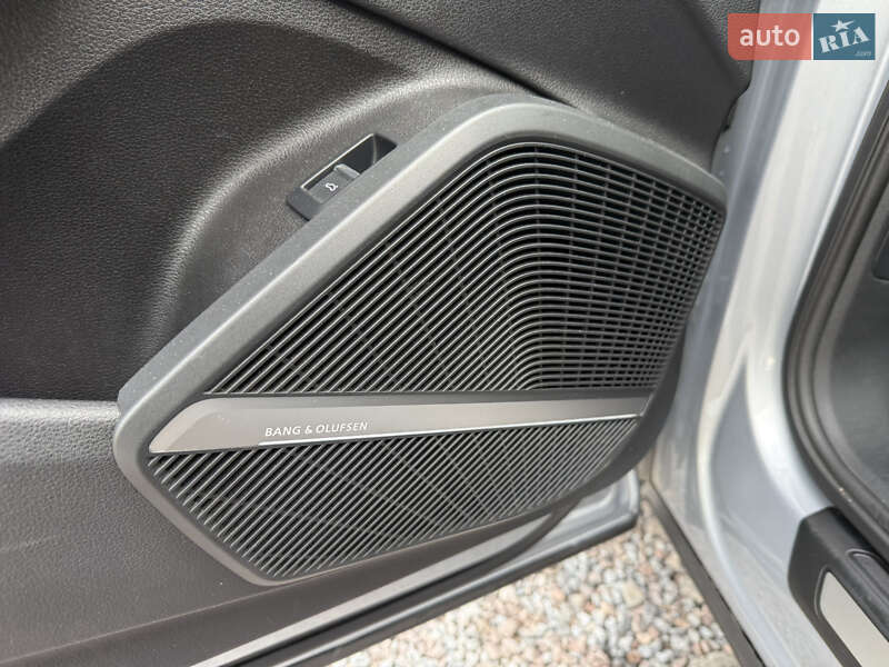 Внедорожник / Кроссовер Audi Q5 2018 в Стрые