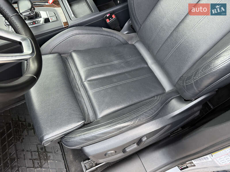 Внедорожник / Кроссовер Audi Q5 2018 в Стрые