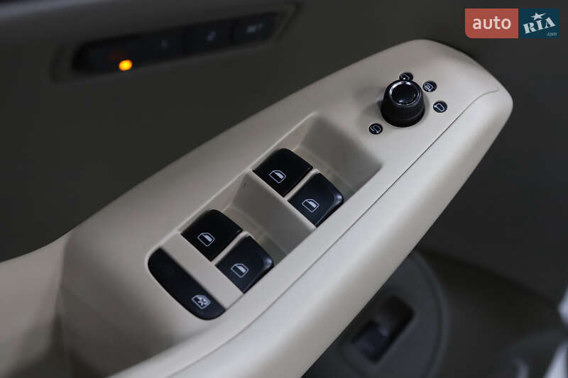 Внедорожник / Кроссовер Audi Q5 2012 в Дрогобыче