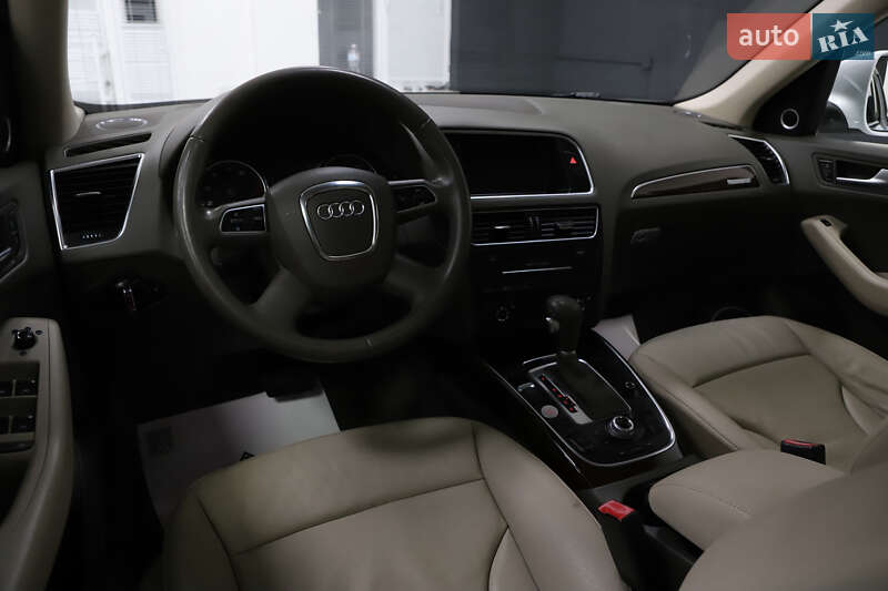 Внедорожник / Кроссовер Audi Q5 2012 в Дрогобыче