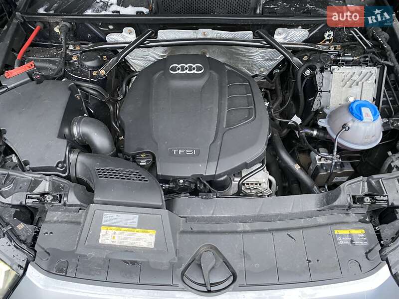 Внедорожник / Кроссовер Audi Q5 2017 в Харькове