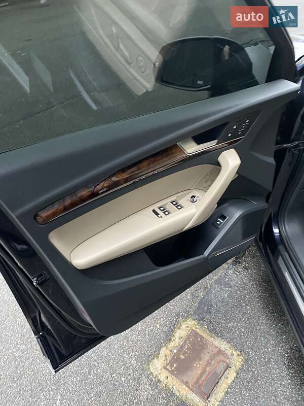 Внедорожник / Кроссовер Audi Q5 2017 в Харькове