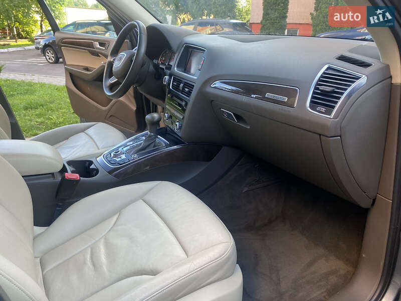 Внедорожник / Кроссовер Audi Q5 2014 в Луцке