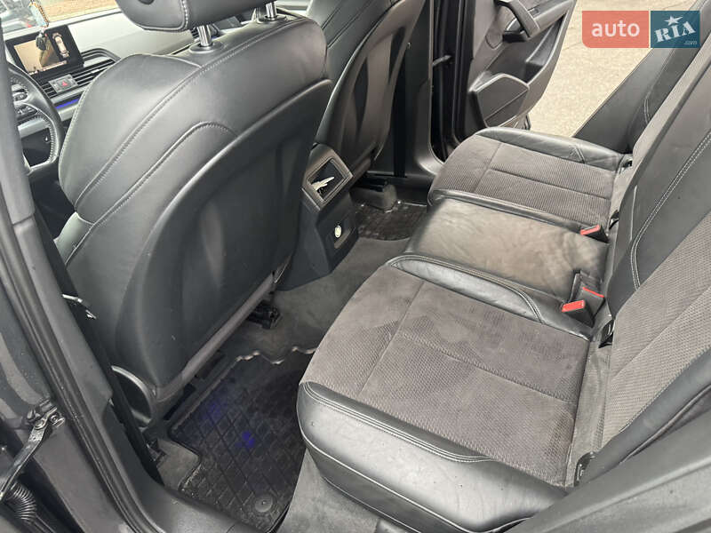 Внедорожник / Кроссовер Audi Q5 2017 в Харькове