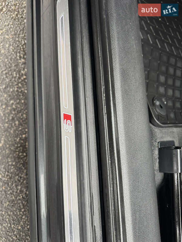 Внедорожник / Кроссовер Audi Q5 2017 в Харькове