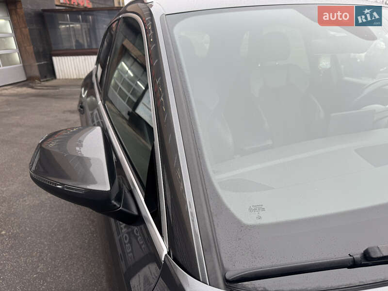 Внедорожник / Кроссовер Audi Q5 2017 в Харькове