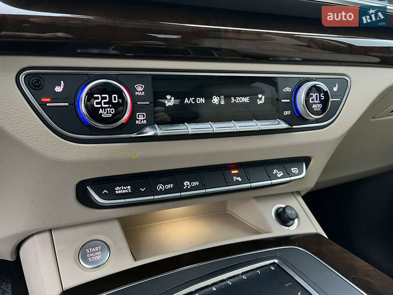 Внедорожник / Кроссовер Audi Q5 2018 в Львове фото 26 Внедорожник / Кроссовер Audi Q5 2018 в Львове