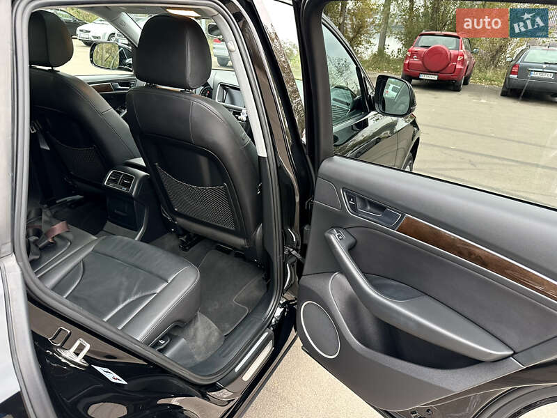 Внедорожник / Кроссовер Audi Q5 2015 в Киеве