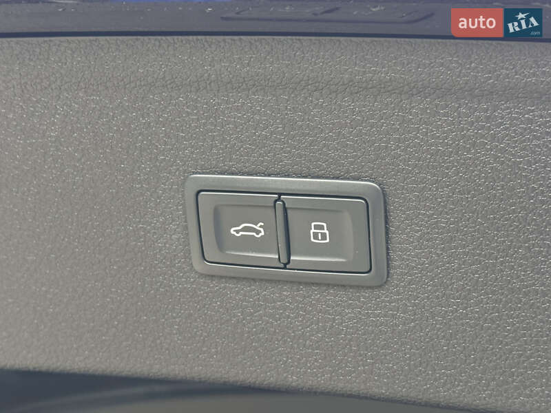 Внедорожник / Кроссовер Audi Q5 2017 в Коломые фото 43 Внедорожник / Кроссовер Audi Q5 2017 в Коломые