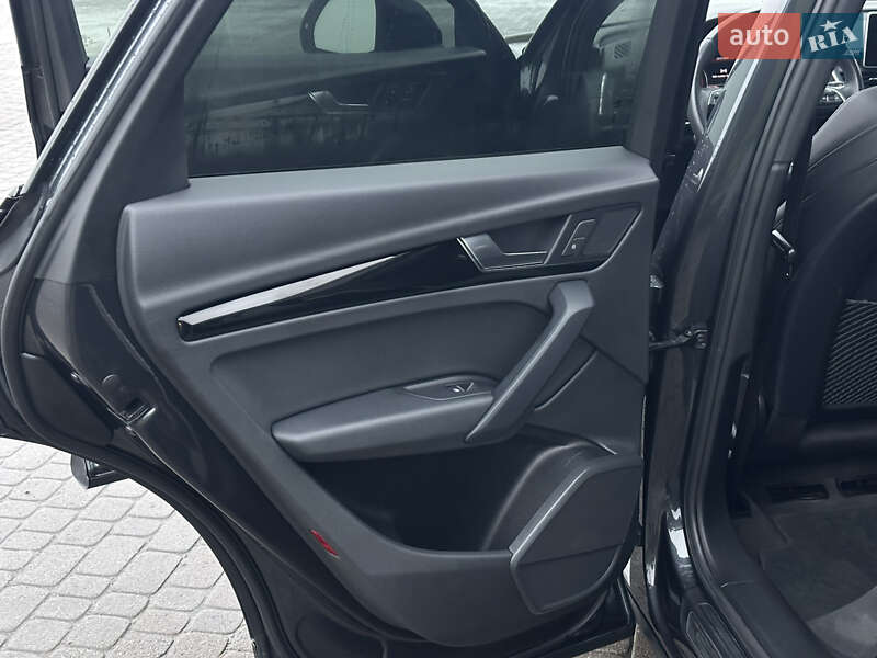 Внедорожник / Кроссовер Audi Q5 2019 в Бродах