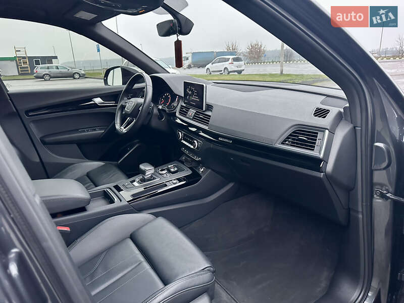 Внедорожник / Кроссовер Audi Q5 2019 в Бродах