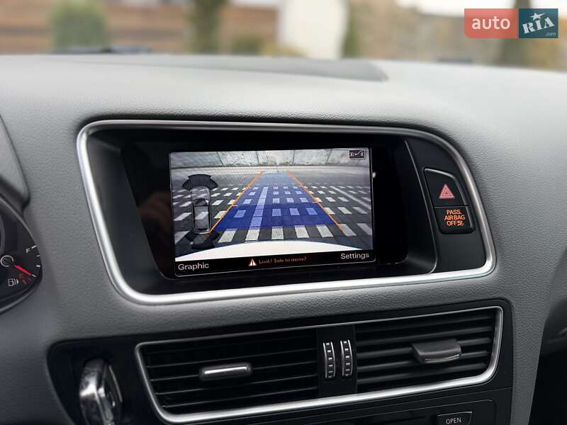 Внедорожник / Кроссовер Audi Q5 2016 в Стрые