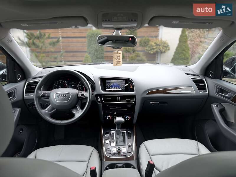 Внедорожник / Кроссовер Audi Q5 2016 в Стрые