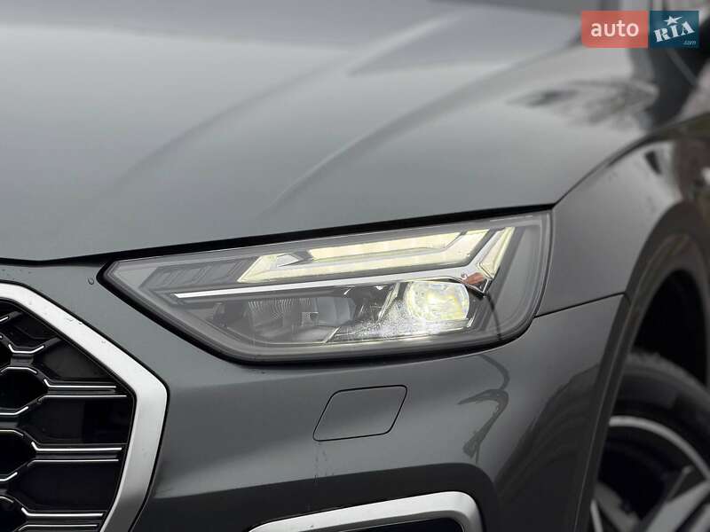 Внедорожник / Кроссовер Audi Q5 2021 в Кривом Роге