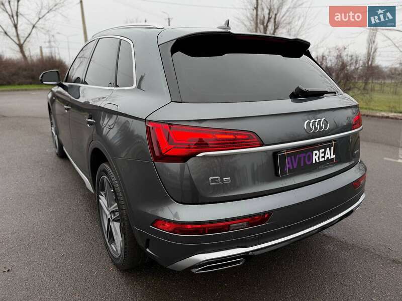 Внедорожник / Кроссовер Audi Q5 2021 в Кривом Роге