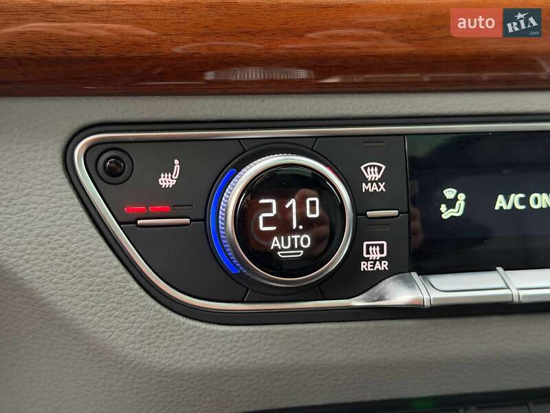 Внедорожник / Кроссовер Audi Q5 2021 в Кривом Роге