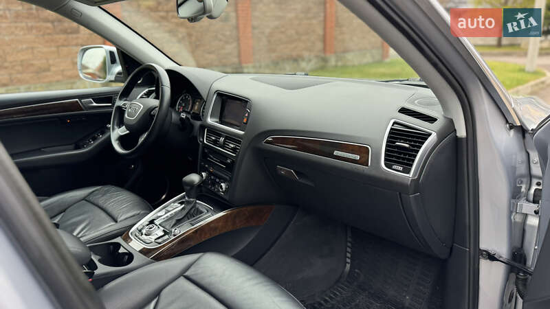 Внедорожник / Кроссовер Audi Q5 2016 в Ровно