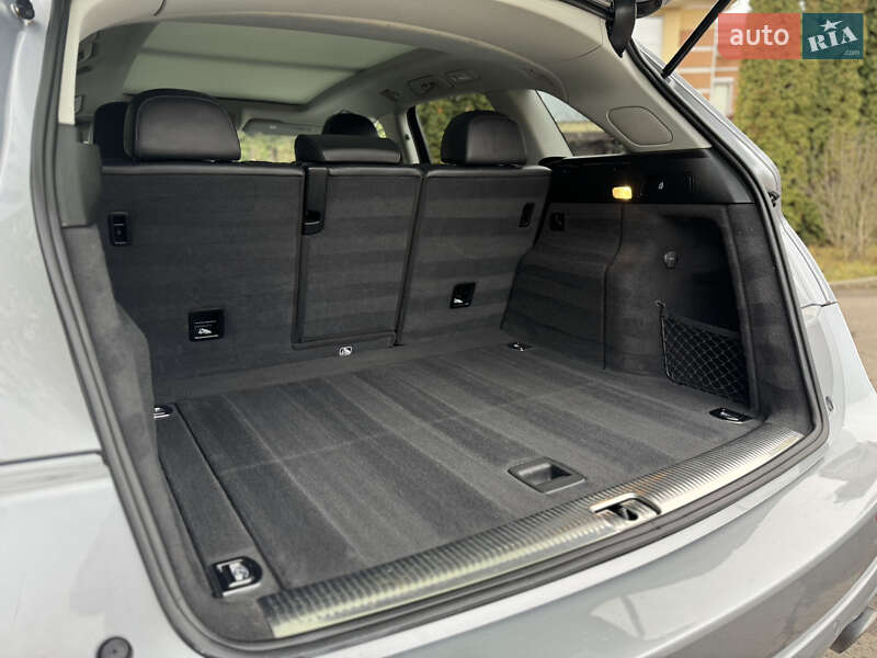 Внедорожник / Кроссовер Audi Q5 2016 в Ровно