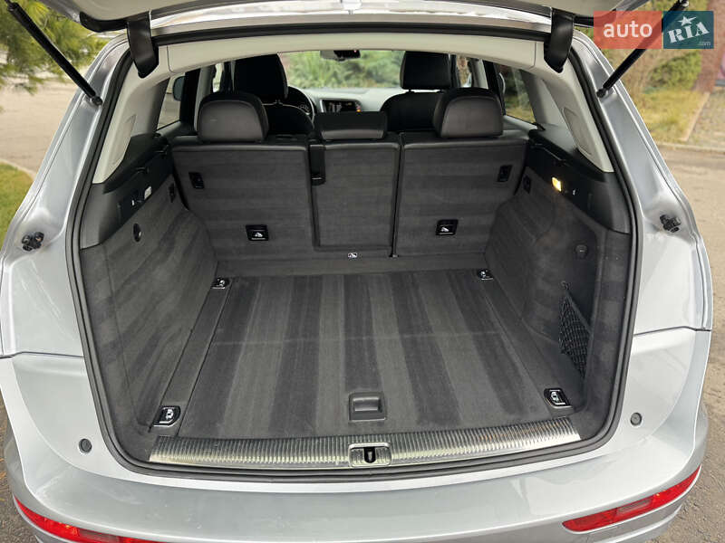 Внедорожник / Кроссовер Audi Q5 2016 в Ровно